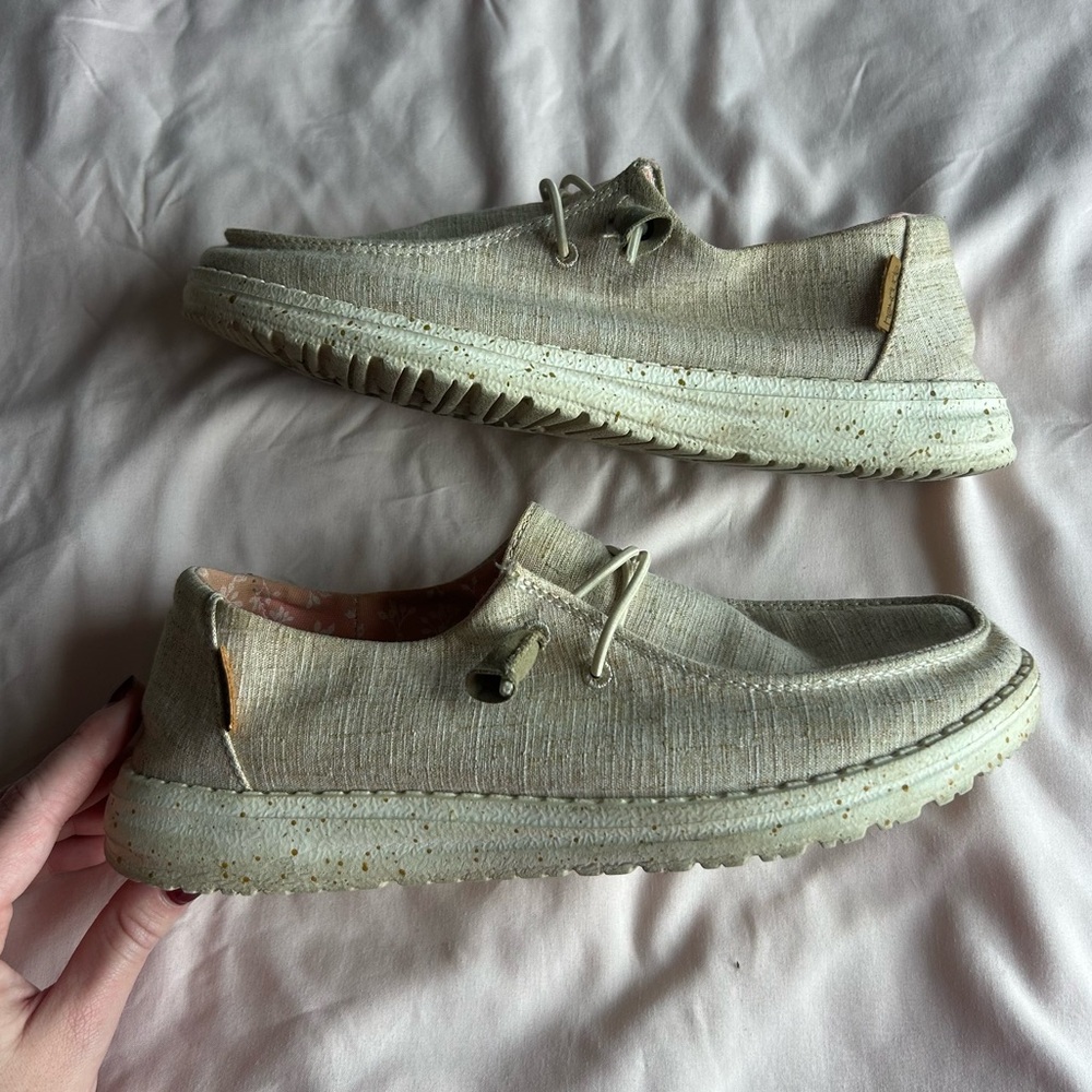 Hey Dude Wendy Shoes – Size 7